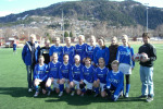 Bak fra venstre:Tor Kristian Haugan, Mari Sundli, Guro Lian, Kristin Holseth, Amalie Bratseth, Anna Melby, Anita Bakken, Liv Singsdal, Trine Kjørsvik og Rune Grefstad<br> Foto: Rune T. Andersen 12_1_350.jpg