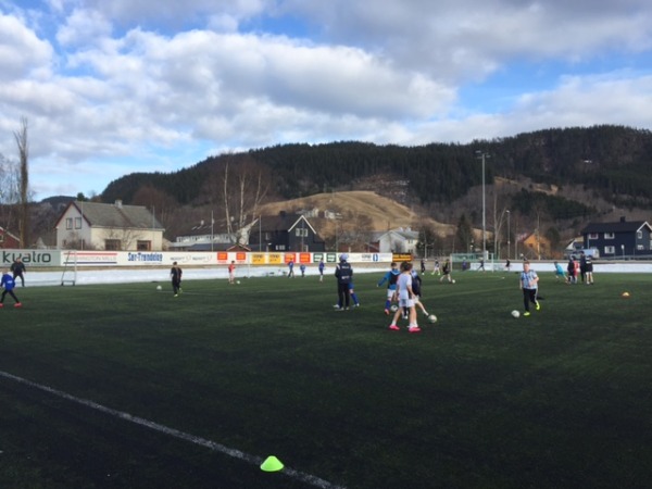 Orkdalsbanken stadion 040416 02