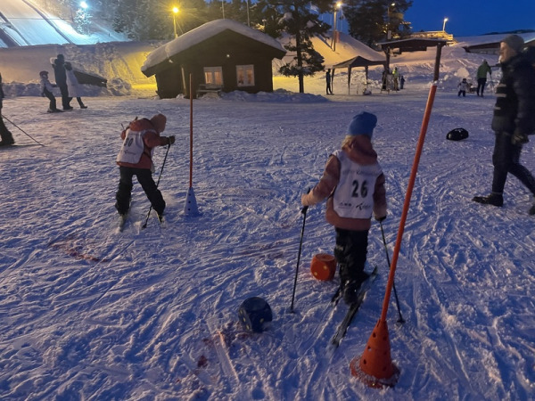 Skileik 2022 16